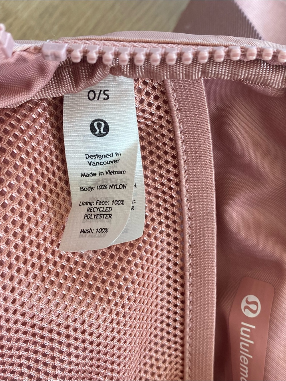 lululemon Everywhere Belt Bag 1L Pink Pastel - Picture 10 of 13